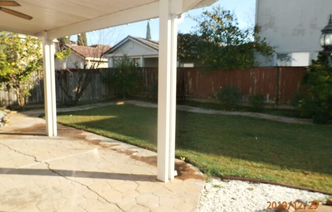 Stunning 4/2.5 Natomas Beauty!  (PLEASE READ ENTIRE AD FOR SHOWING)!