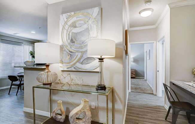 1 bed, 1 bath, 806 sqft, $1,356