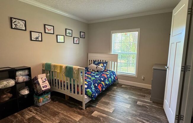 Modern 4-Bedroom, 3-Bath Home on a Private Lot in Jefferson, GA