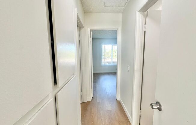 2 beds, 2 baths, 930 sqft, $2,500, Unit 22