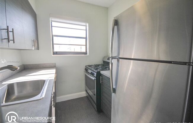 Studio, 1 bath, 475 sqft, $1,650, Unit 7745-22