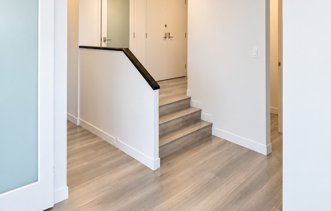 3 beds, 2.5 baths, 2,280 sqft, $4,000, Unit 1102