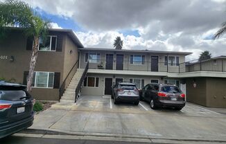 **SPECIAL** FIRST MONTH FREE!!! Clean Upstairs Unit In Convenient Location- Close to SDSU!