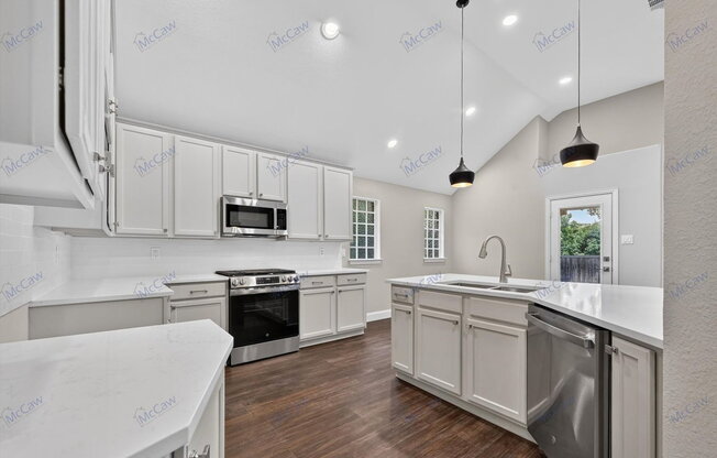 3 beds, 2 baths, 1,846 sqft, $3,200
