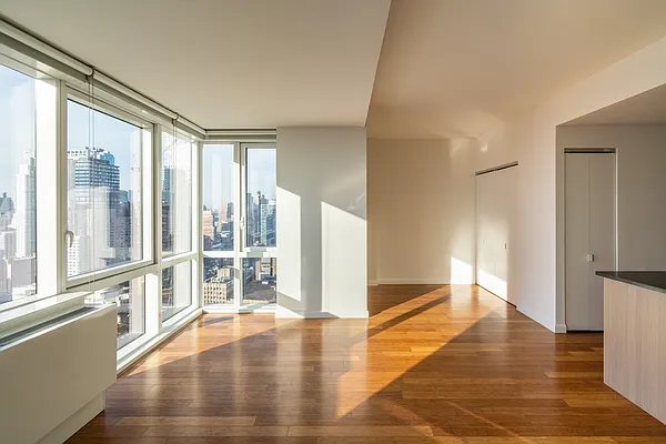 Studio, 1 bath, $3,795, Unit 23G