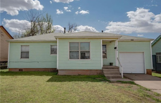 Cute 2BD/1 BTH Home Right off of Broadway Extension