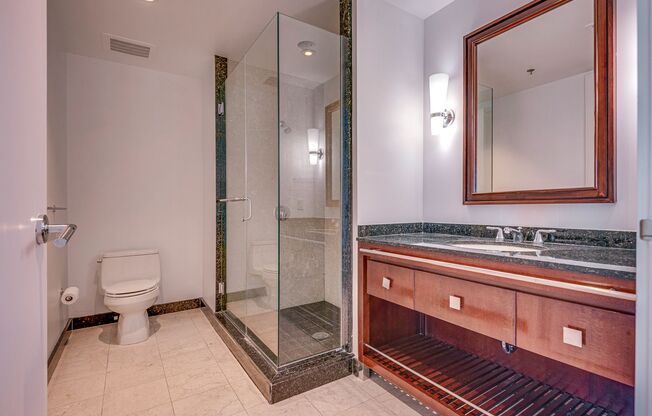 2 beds, 2 baths, $2,450, Unit # 2407