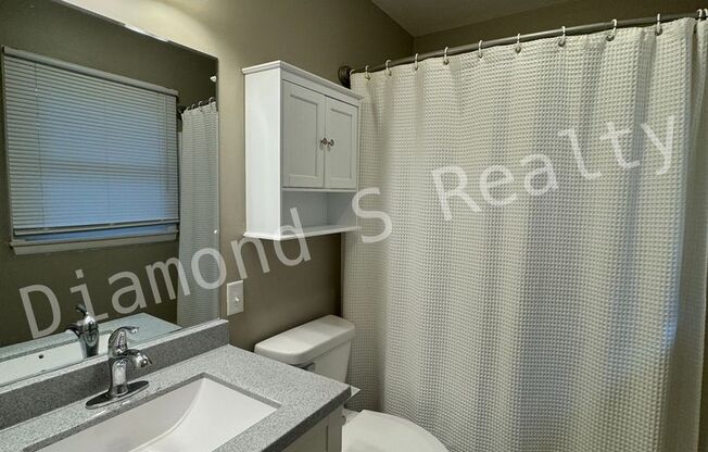 3 beds, 2 baths, $1,449