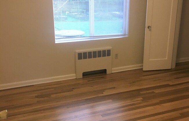 1 bed, 1 bath, 624 sqft, $1,495, Unit C05