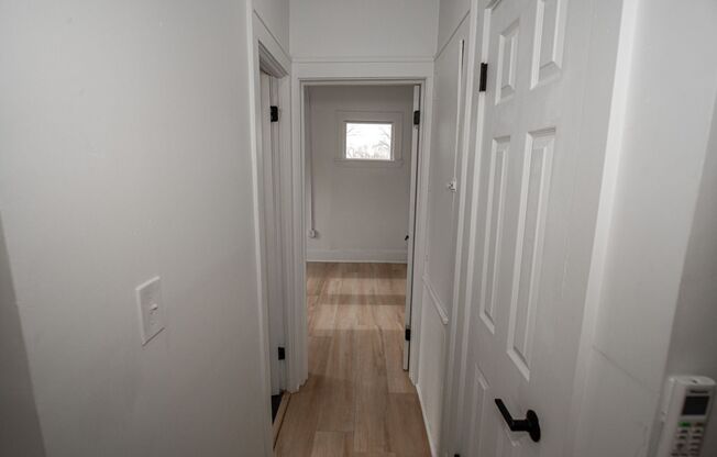 1 bed, 1 bath, 600 sqft, $899, Unit Unit 413