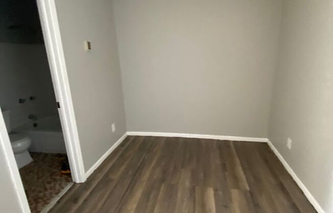 Studio, 1 bath, $1,000, Unit 2747313