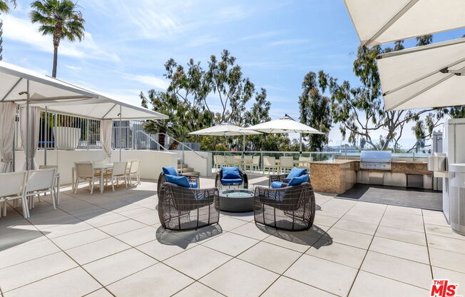 13700 MARINA POINTE DR