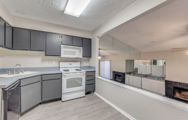 2 beds, 2 baths, $1,995, Unit V