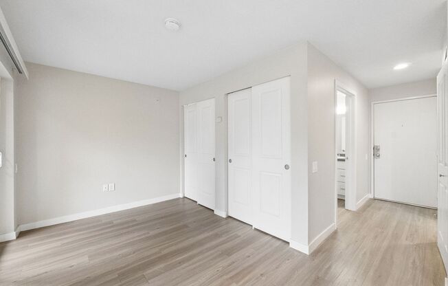 Studio, 1 bath, 445 sqft, $1,310, Unit E208