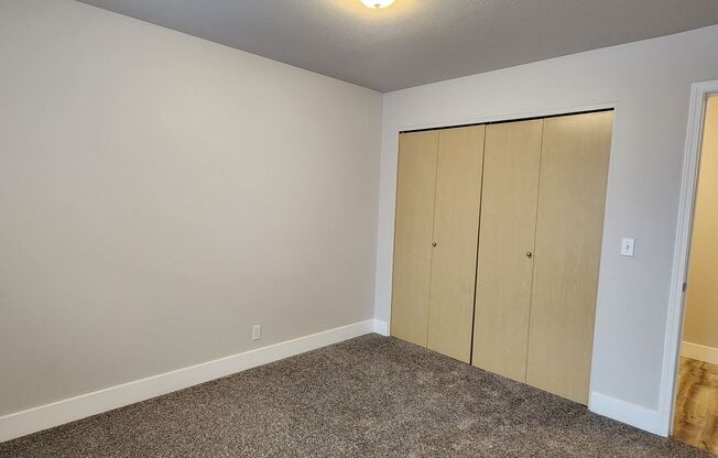 3 beds, 2 baths, 1,212 sqft, $1,825, Unit G59