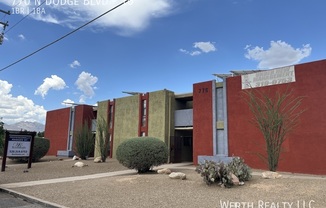 770 N Dodge Blvd