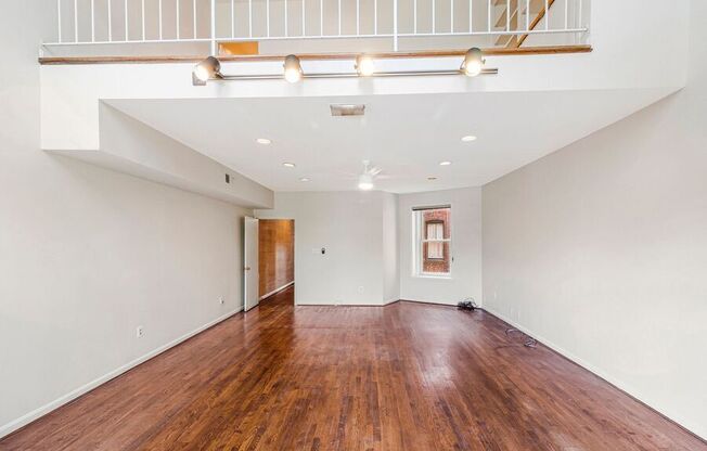 127 11th St. NE