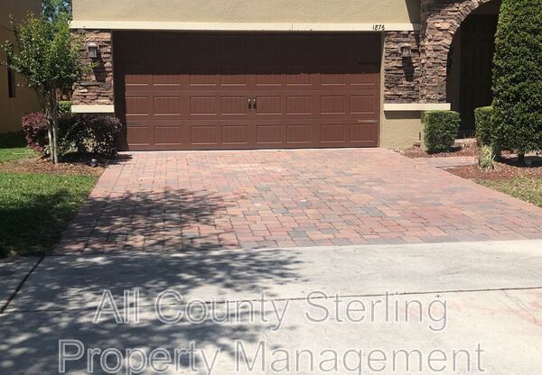 1876 LEATHER FERN DR