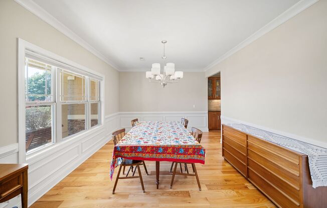 Spacious Home in Solamere Subdivision