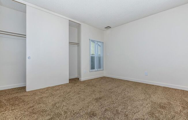2 beds, 1 bath, 875 sqft, $2,416, Unit Unit 28