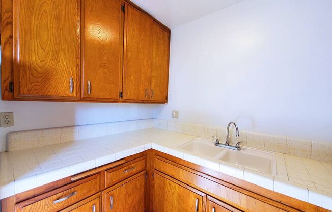 2 beds, 1 bath, $1,875, Unit 56