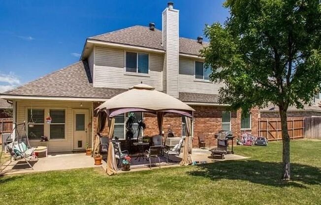 4 Bedroom Single Family Home in Kennedale