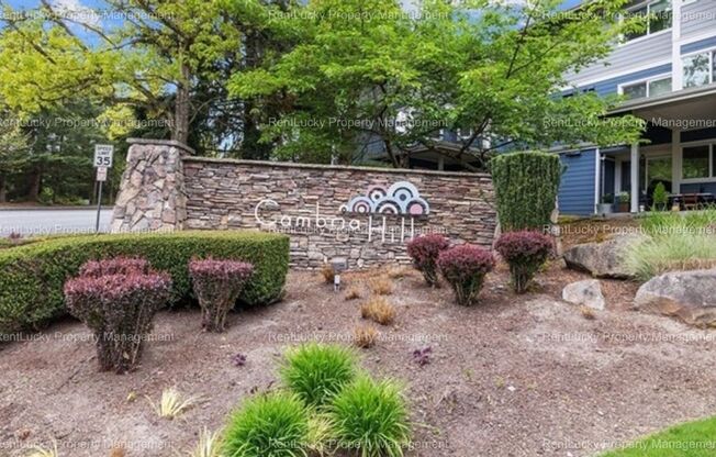 Spacious Cambria Hills Condo – Vaulted Ceilings & Great Amenities!