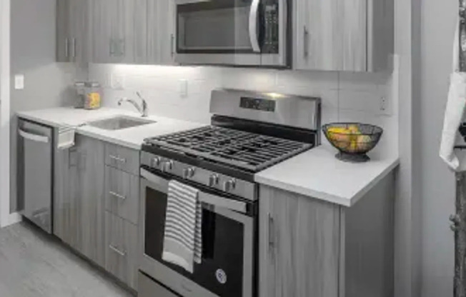 1 bed, 1 bath, 467 sqft, $1,399, Unit 208