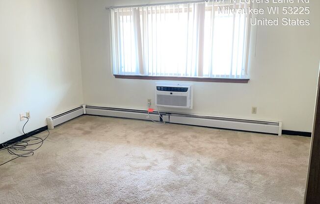 Studio, 1 bath, 600 sqft, $799, Unit Lovers Lane-211