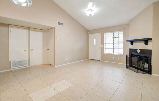 2 beds, 2 baths, 868 sqft, $1,500, Unit 1021