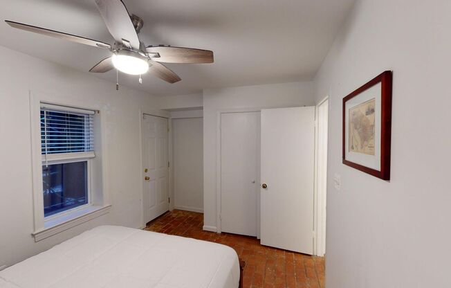 1 bed, 1 bath, $1,900, Unit (Apt B)