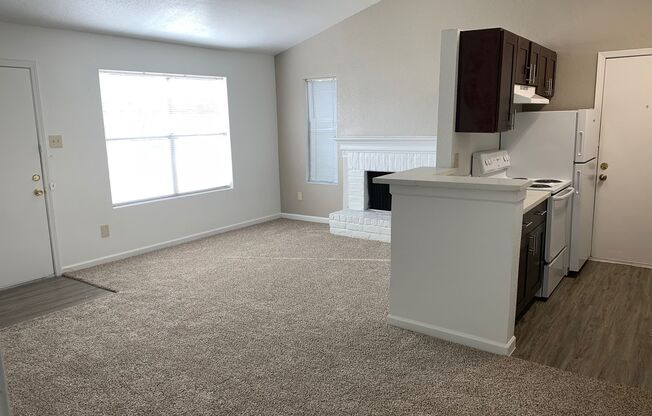 2 beds, 2 baths, 1,038 sqft, $1,215, Unit 0111