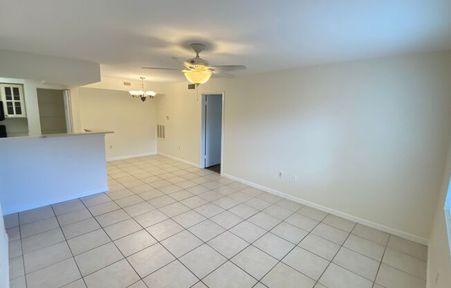 2 beds, 2 baths, $1,750, Unit # 206