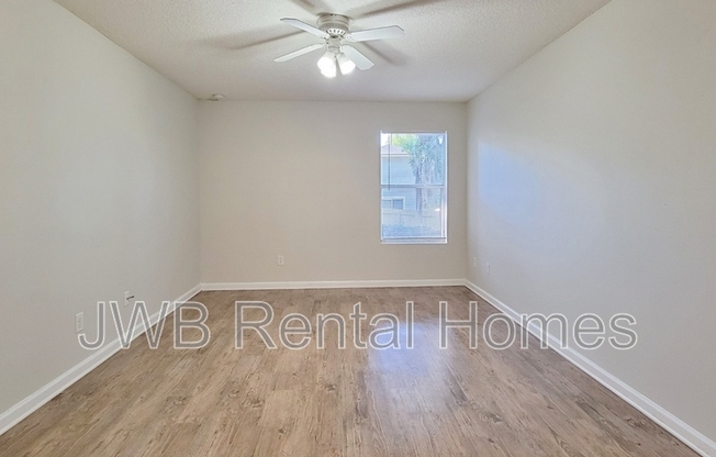 8538 KONA AVE