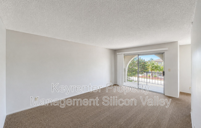 1104 DELNA MNR LN