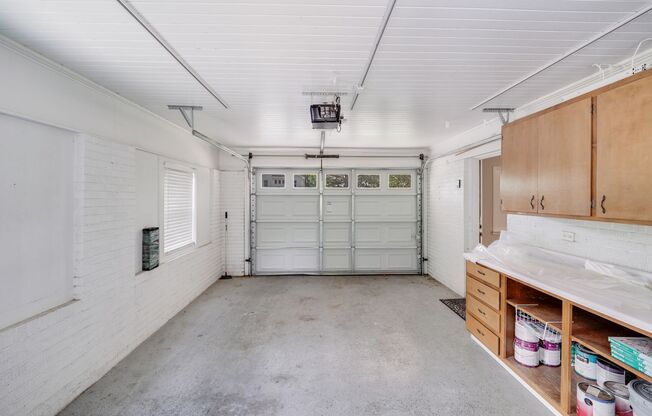 3 beds, 2 baths, 1,613 sqft, $2,900, Unit Unit 1