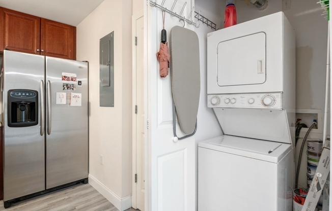 2 beds, 2 baths, 1,170 sqft, $3,650, Unit 204