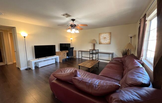 2 beds, 2 baths, $1,650