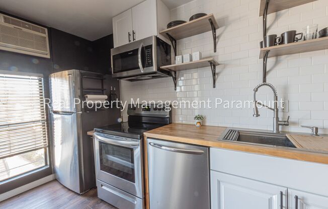 1 bed, 1 bath, $2,700, Unit APARTMENT 311