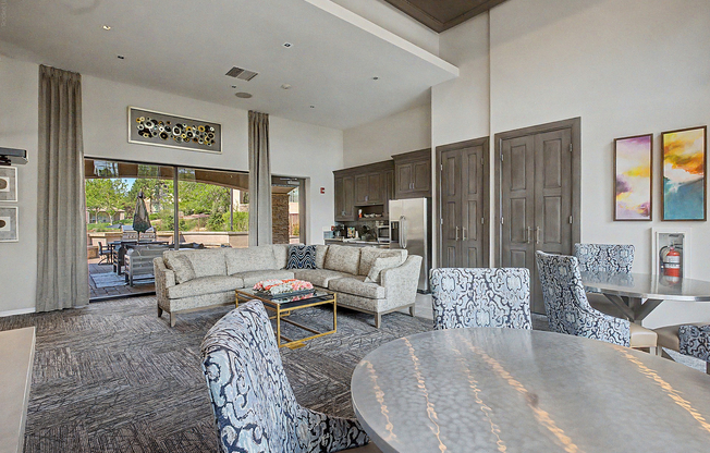 6200 Montano Plaza Dr NW Albuquerque, NM-06