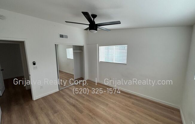 3 beds, 1 bath, 1,083 sqft, $1,500, Unit 2924