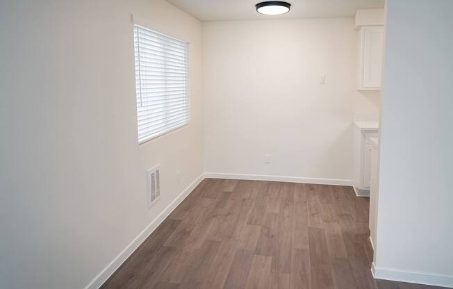 Explore Heritage Woods Apartments in Redmond