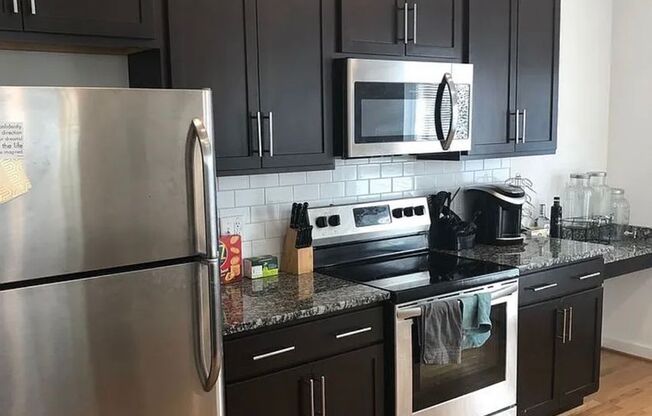 2 beds, 2 baths, 1,200 sqft, $2,000, Unit Unit A (Downstairs)