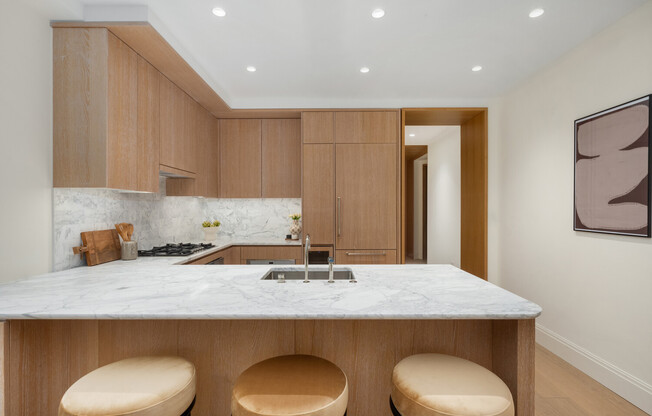 1 bed, 1.5 baths, 1,030 sqft, $11,500, Unit 17A