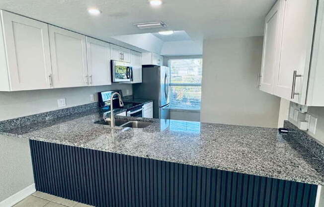 4641 SW SANTA BARBARA PL