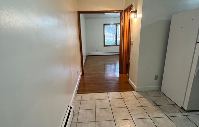 2 beds, 1.5 baths, 900 sqft, $1,440, Unit F-2