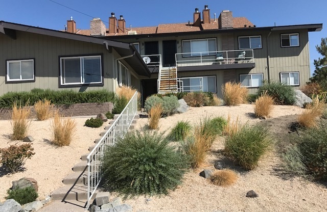 2 beds, 2 baths, $1,550, Unit 305 Moraine Way Reno, NV 89503