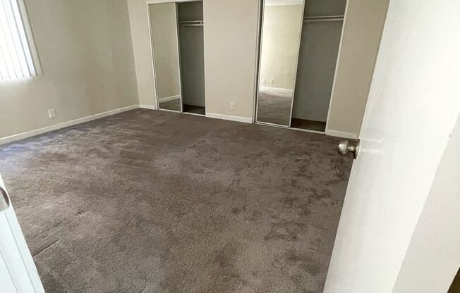 3 beds, 2 baths, $3,295, Unit 201