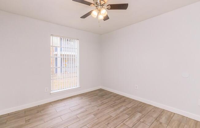 1 bed, 1 bath, 552 sqft, $739