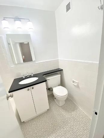 Studio, 1 bath, $3,750, Unit 7D